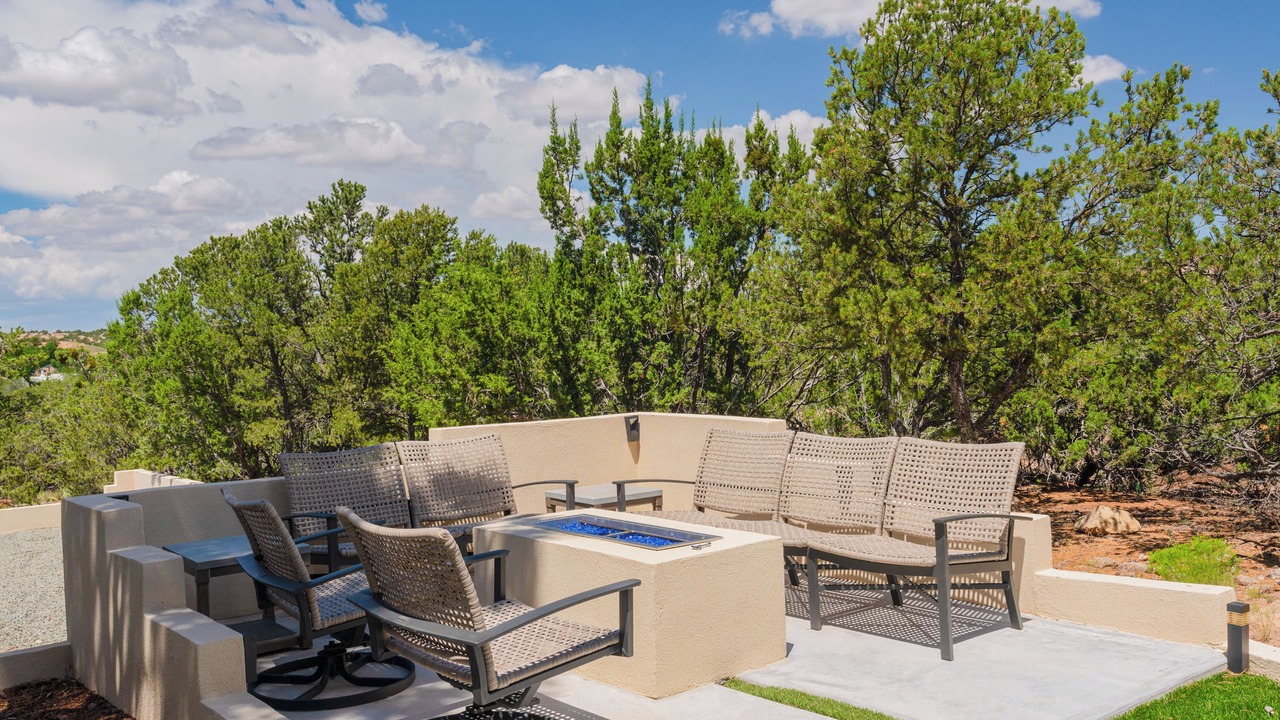 Photo of Patio Balcony in Northeast Santa Fe
