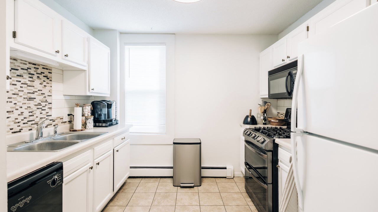 Photo of Kitchen in Summit - University