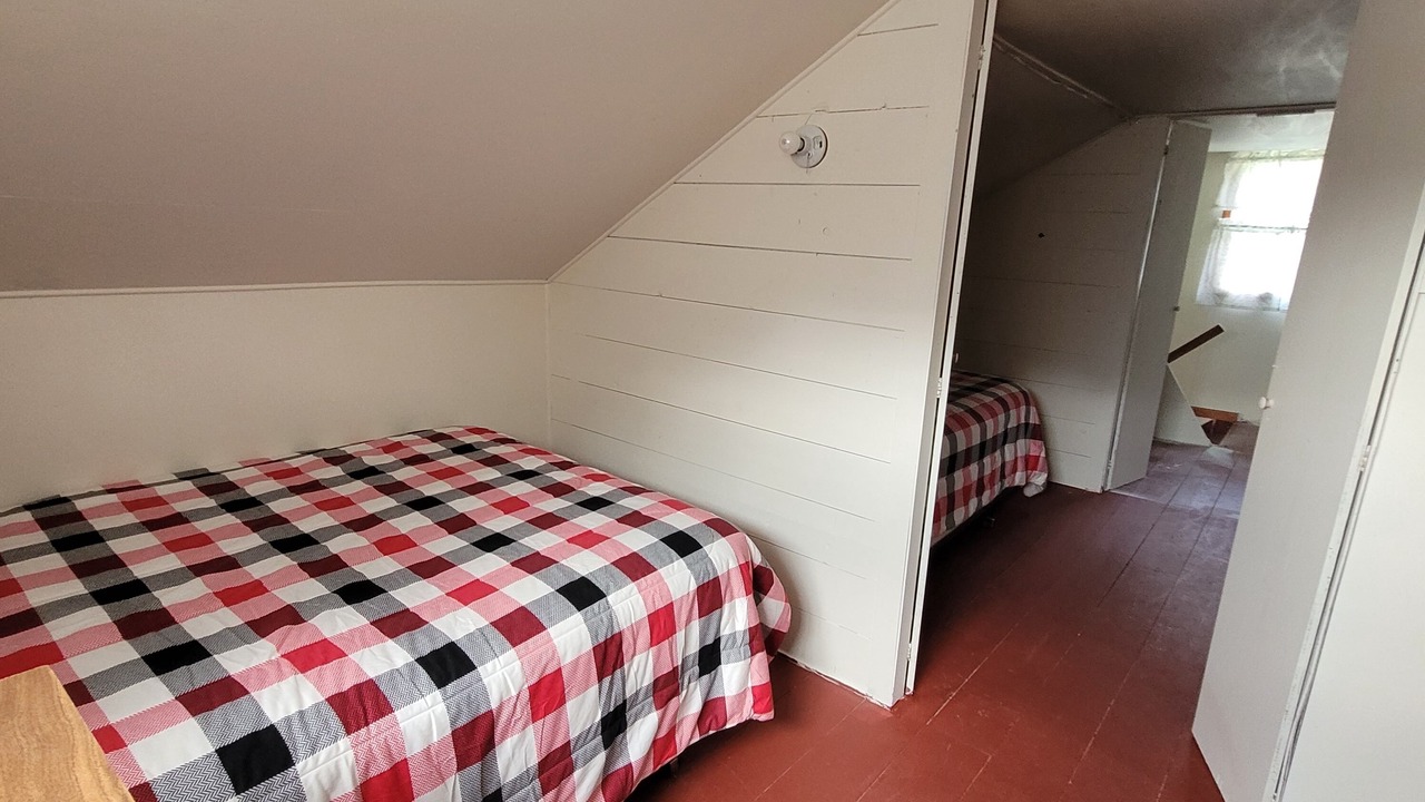 Photo of Bedroom in Sandy Creek