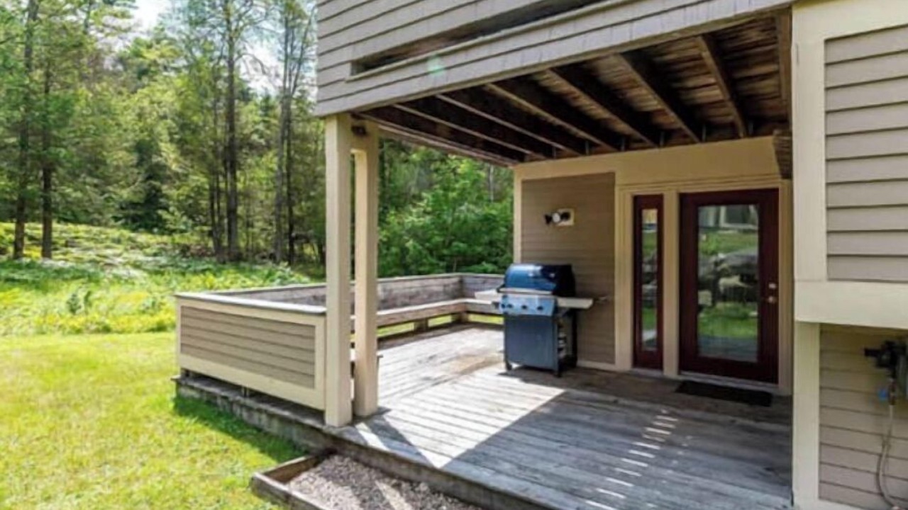 Photo of Patio Balcony in North Conway