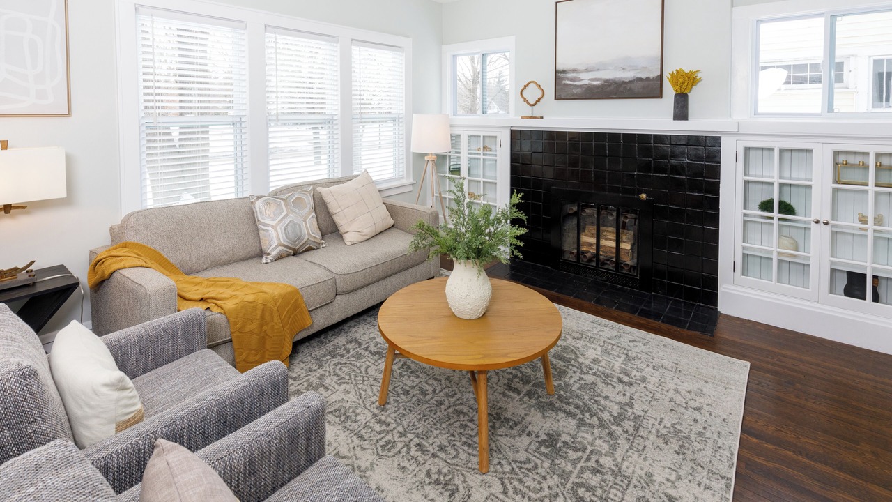 Photo of Livingroom in North End