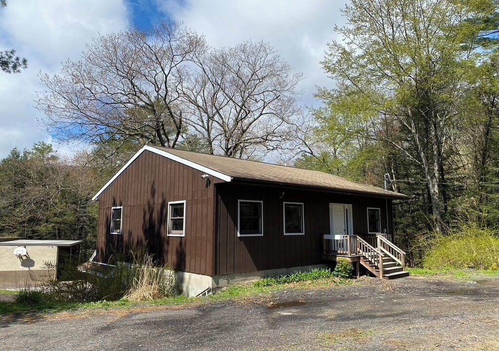 Photo of Outdoor in Hubbardston
