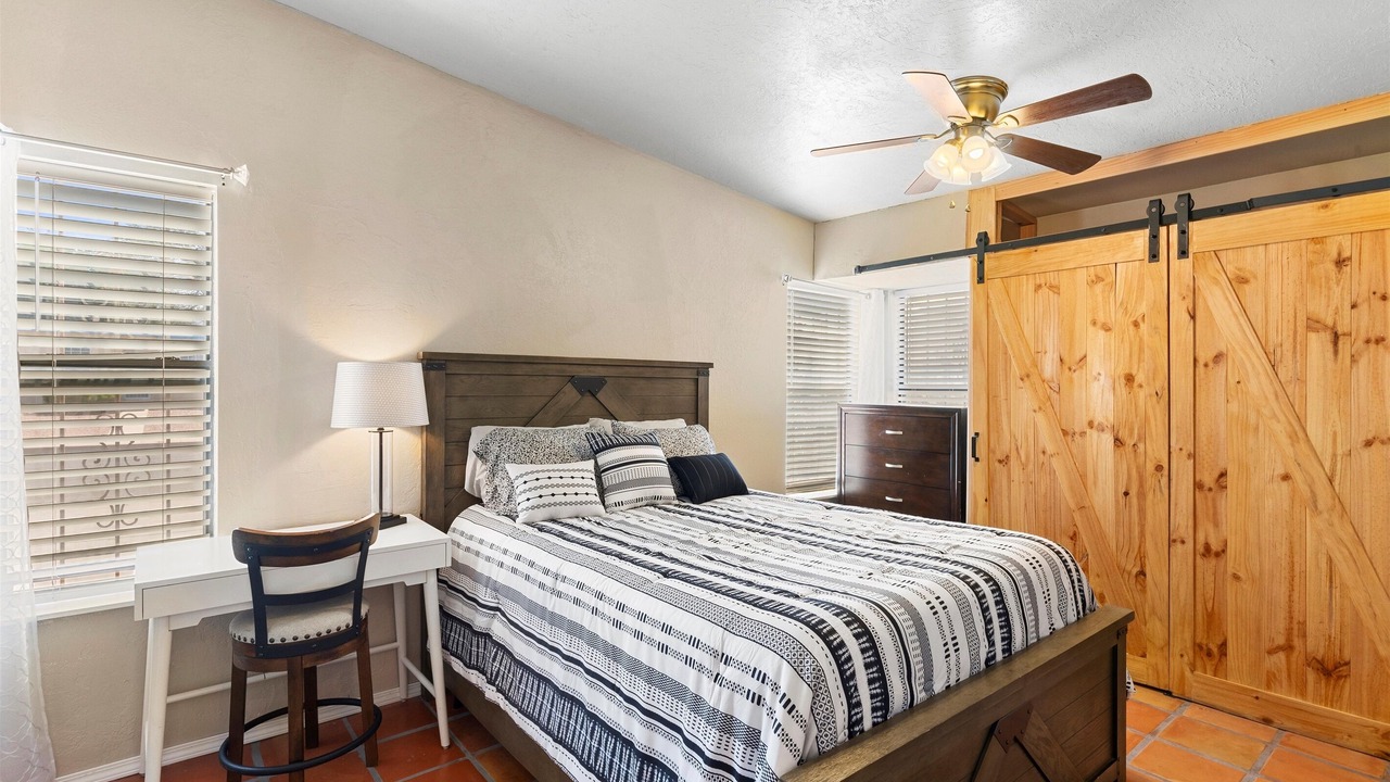 Photo of Bedroom in Northeast Heights