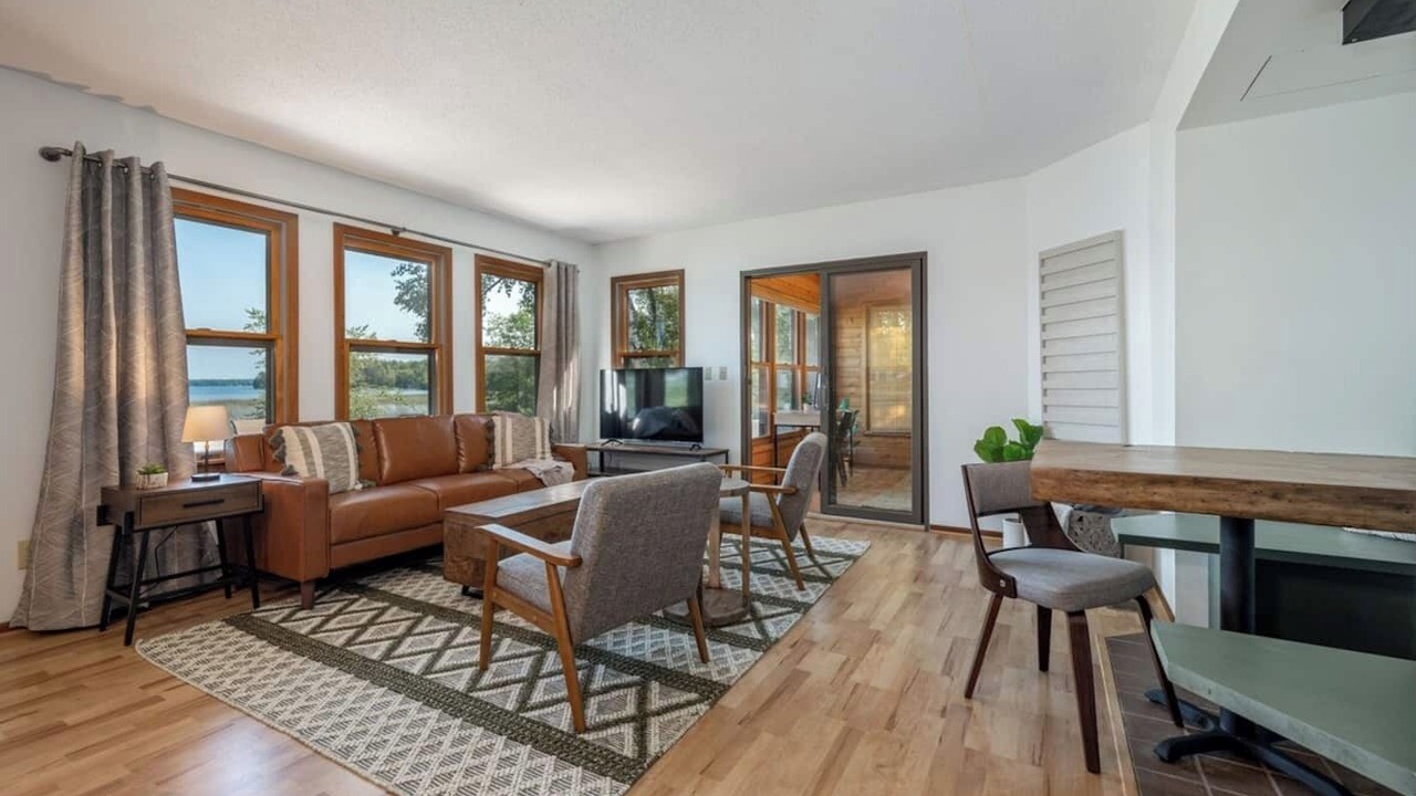 Photo of Livingroom in Cohasset