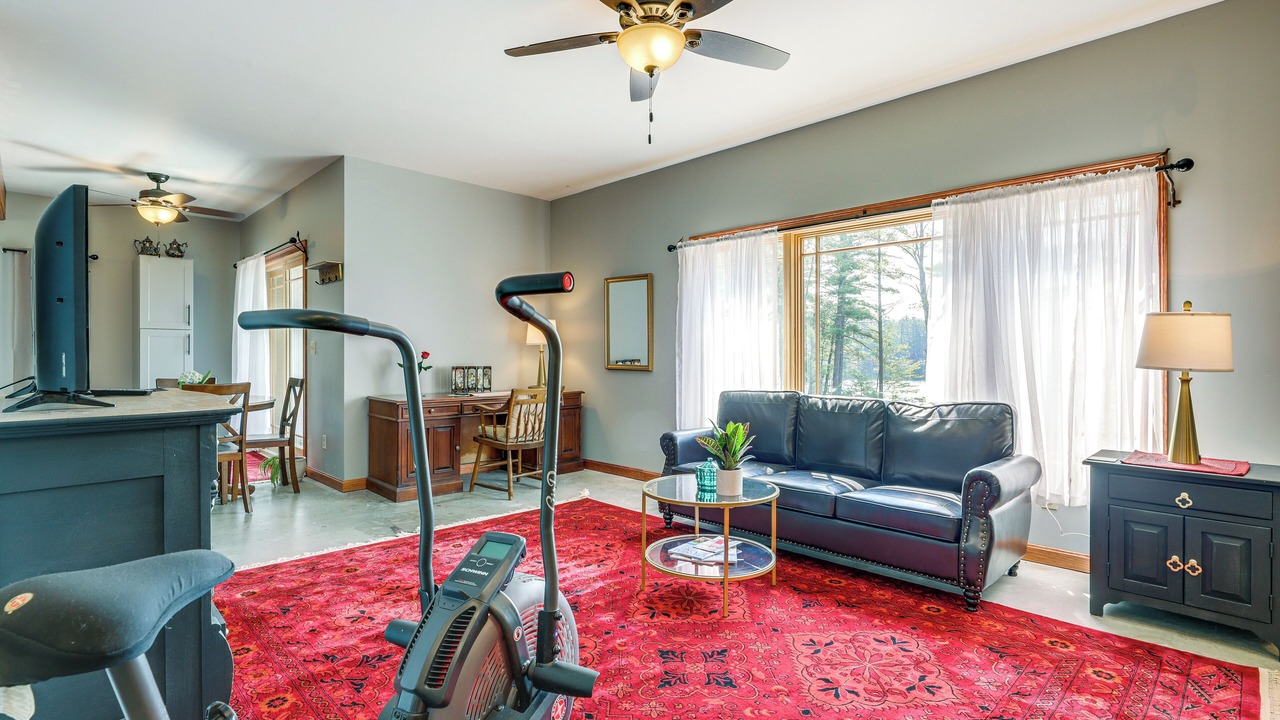 Photo of Livingroom in Orange