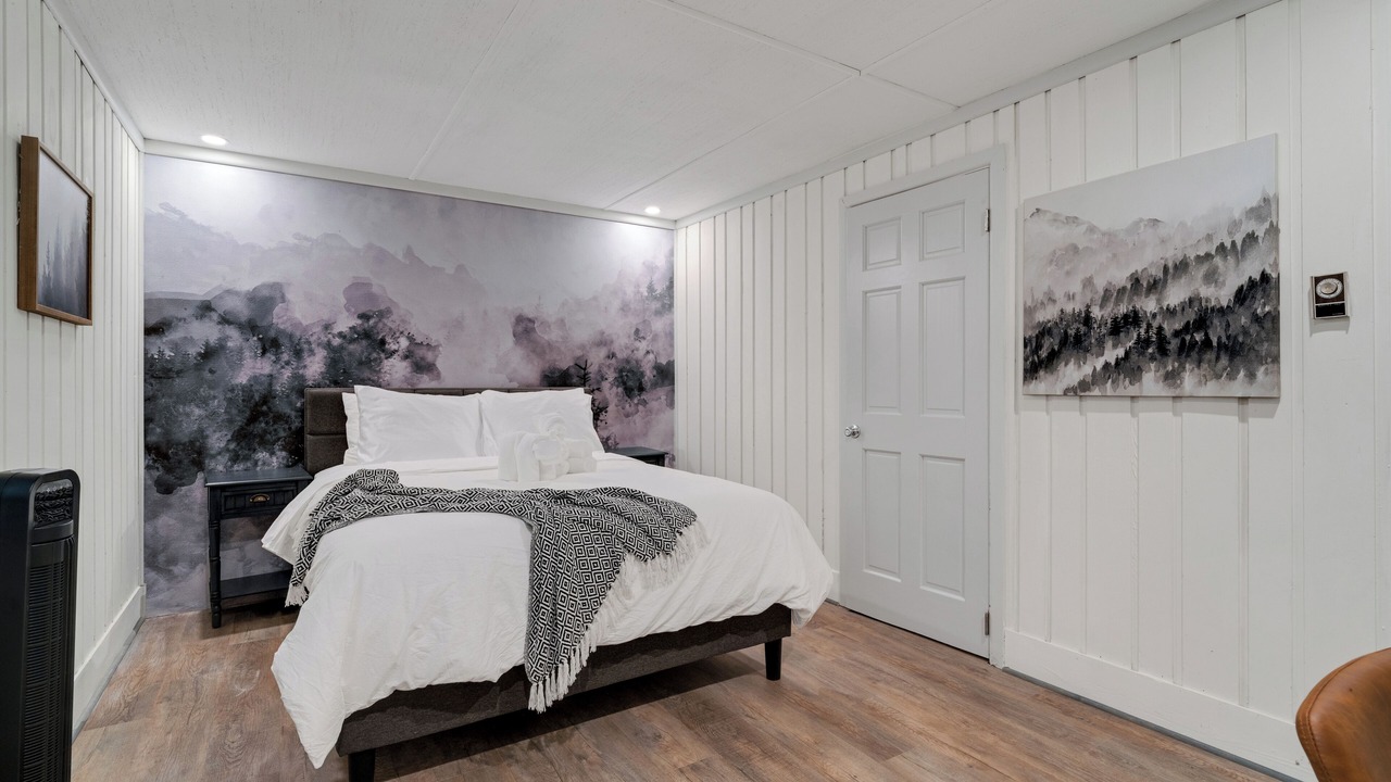 Photo of Bedroom in North Woodstock