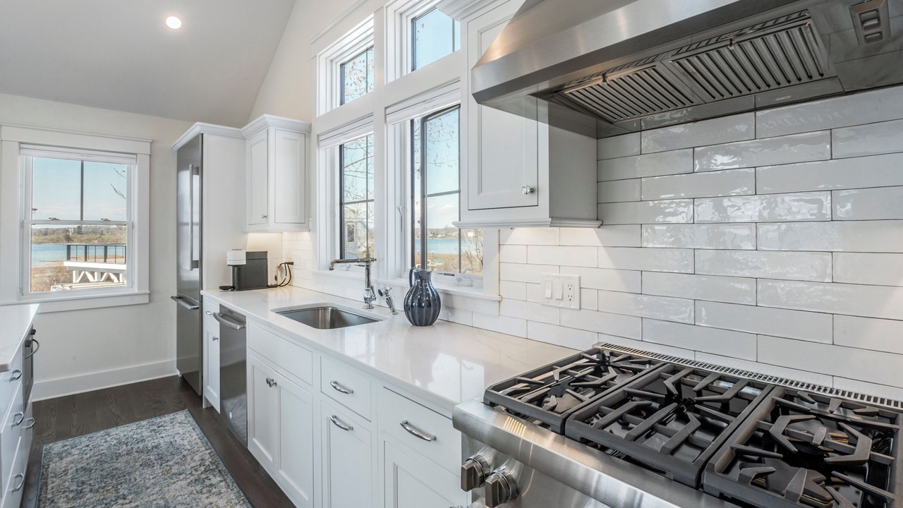 Photo of Kitchen in Snug Harbor