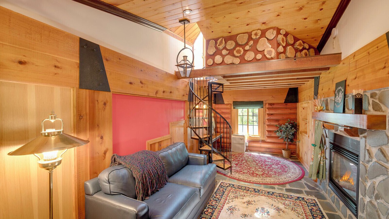 Photo of Livingroom in St. Joseph