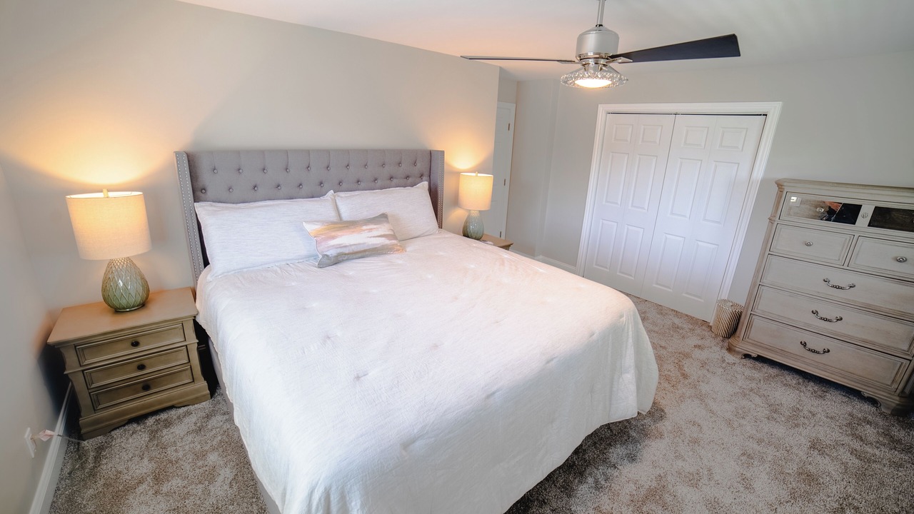 Photo of Bedroom in Dubuque