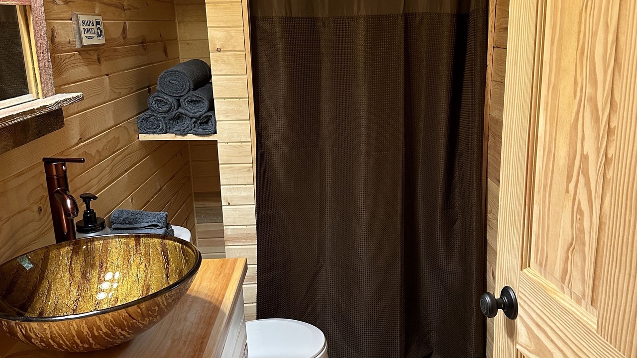 Photo of Bathroom in De Soto