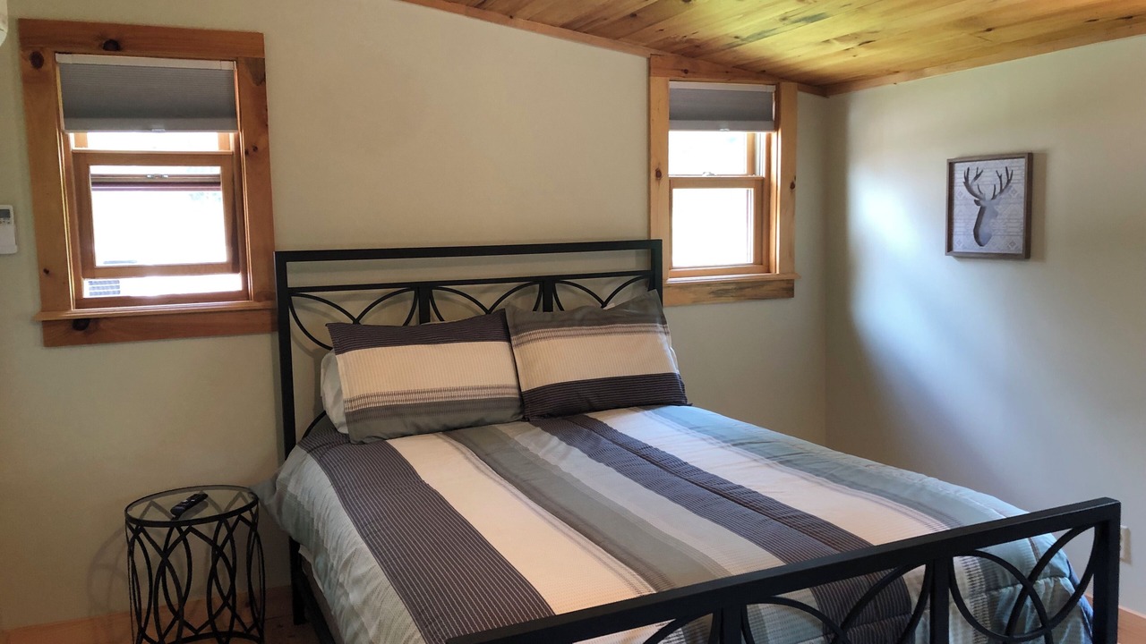 Photo of Bedroom in East Calais