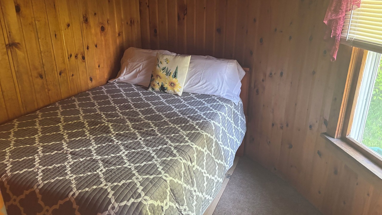 Photo of Bedroom in Winter