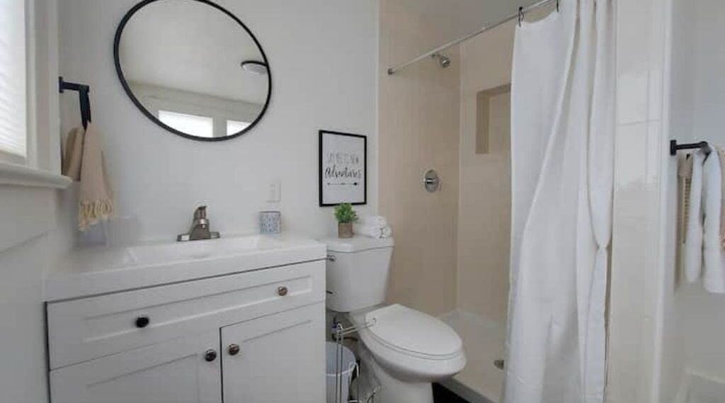 Photo of Bathroom in University Heights
