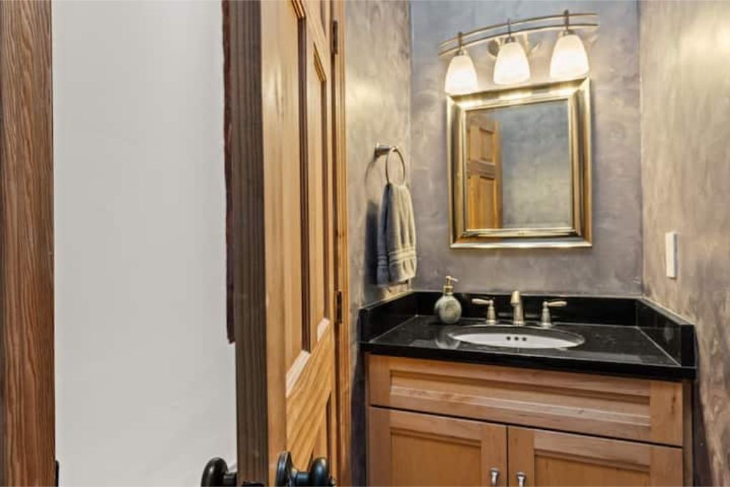 Photo of Bathroom in Corrales