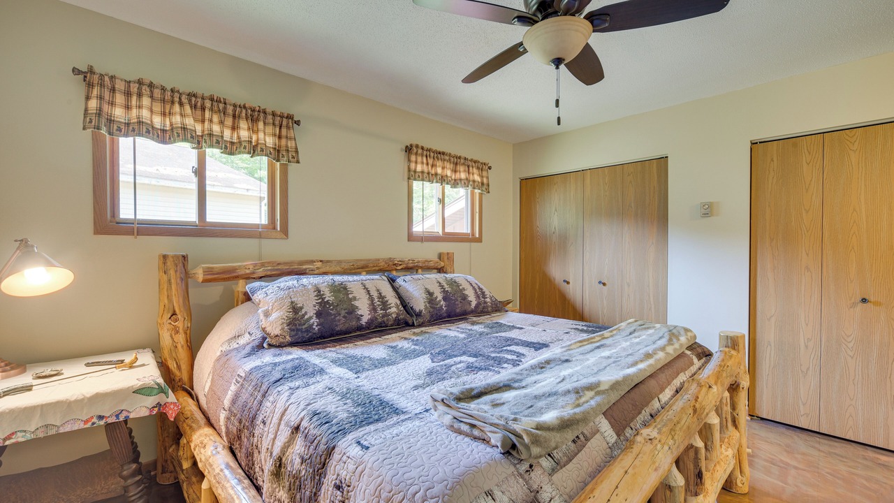 Photo of Bedroom in Cameron
