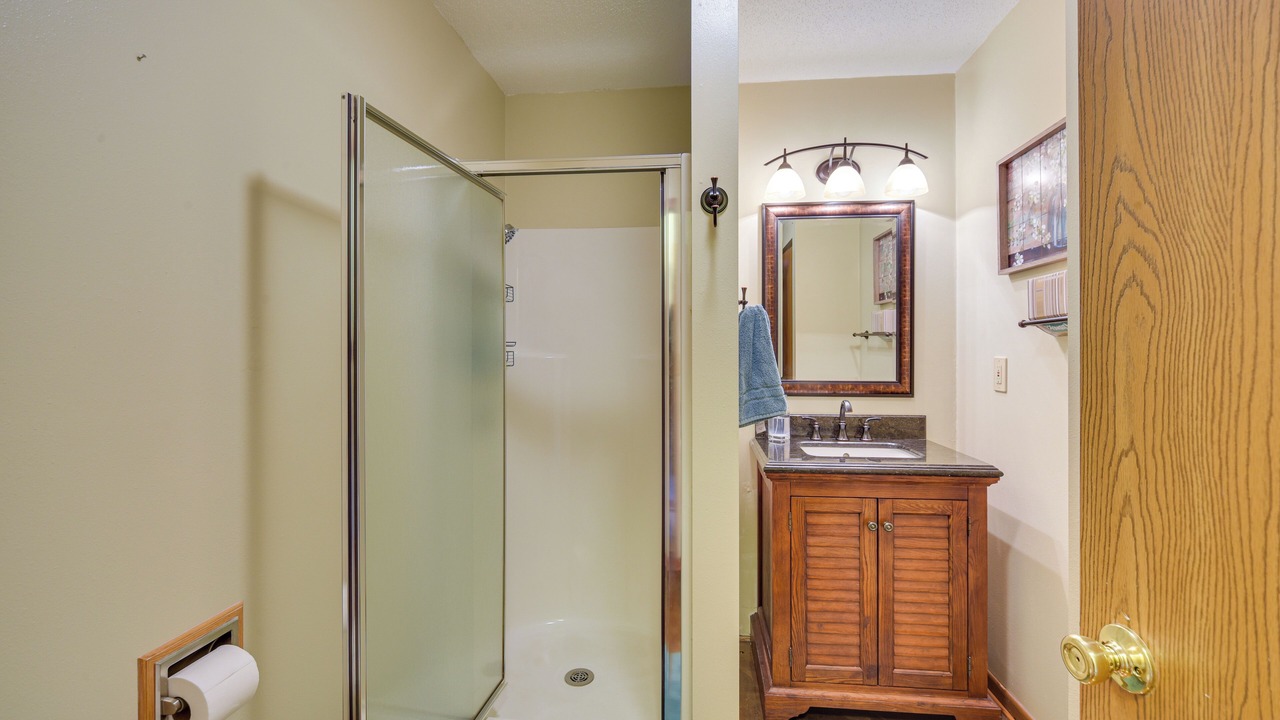 Photo of Bathroom in Cameron