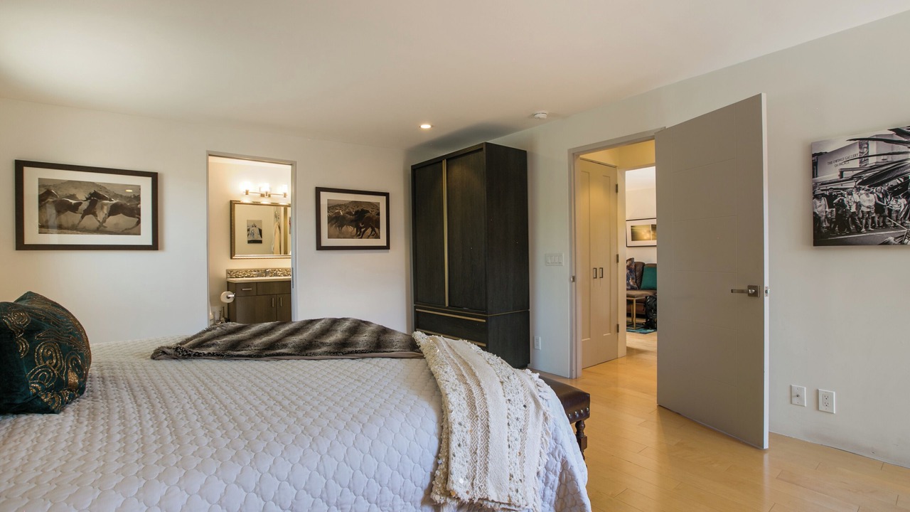 Photo of Bedroom in West Manhattan