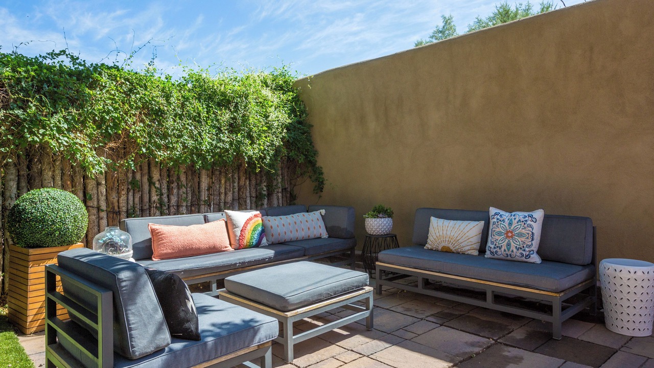 Photo of Patio Balcony in West Manhattan