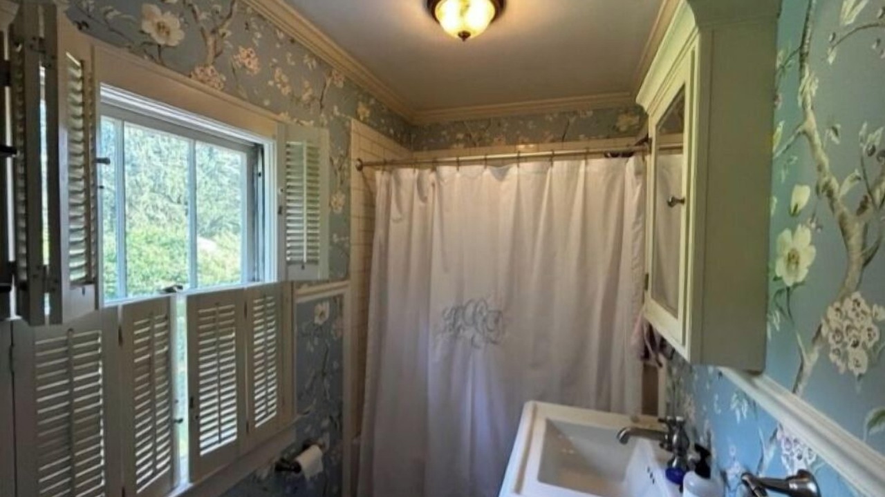 Photo of Bathroom in Lewisburg