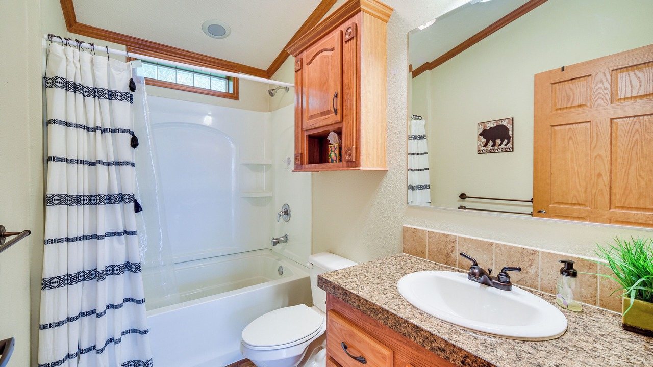 Photo of Bathroom in Brill