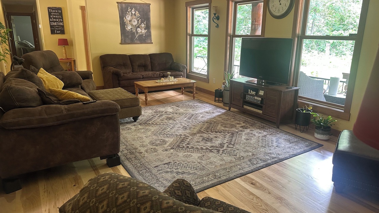 Photo of Livingroom in East Gull Lake