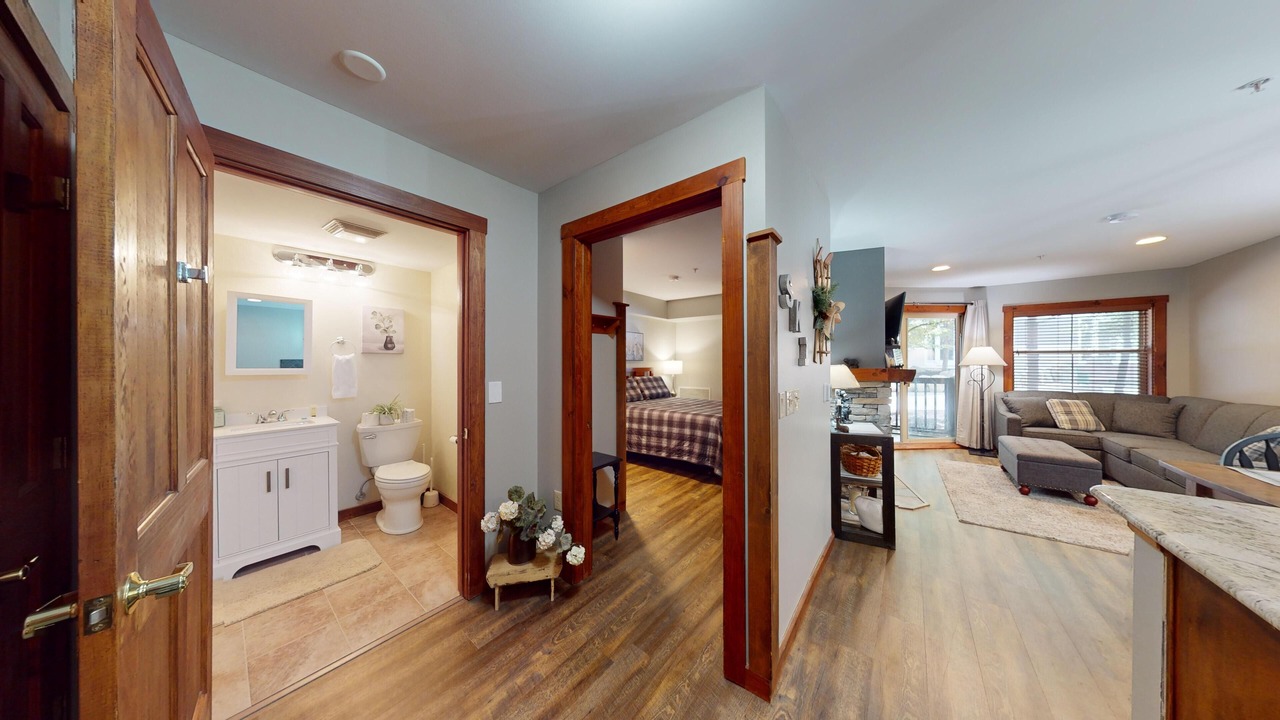 Photo of Bedroom in Snowshoe