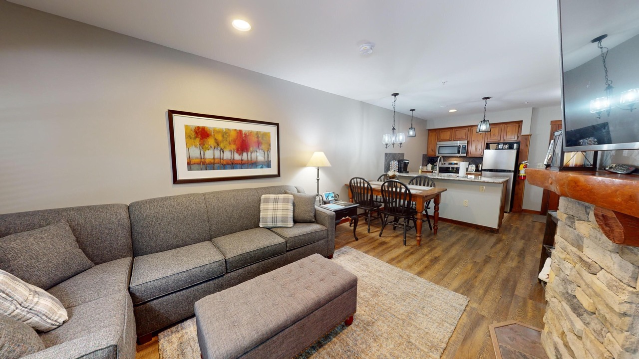 Photo of Livingroom in Snowshoe