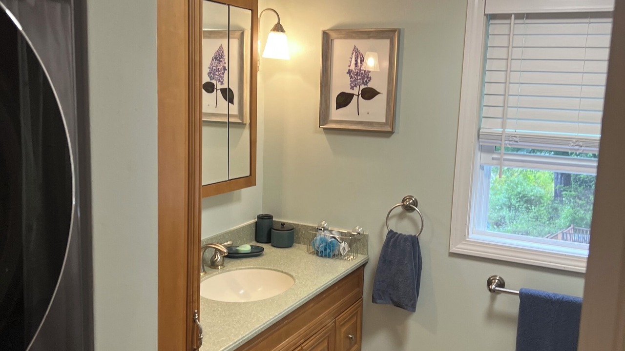 Photo of Bathroom in Hillsboro