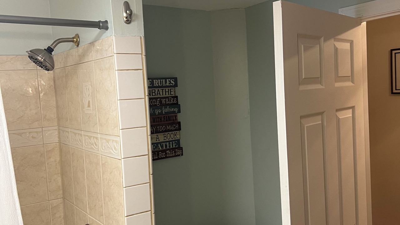 Photo of Bathroom in Hillsboro