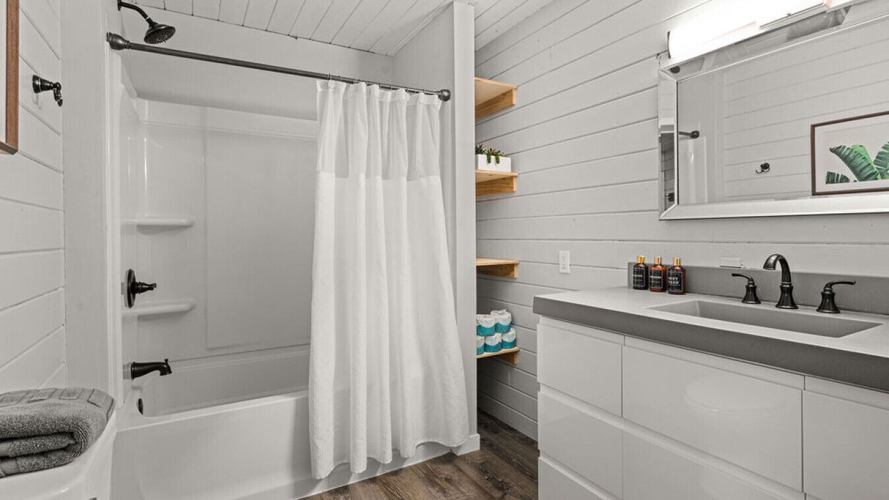 Photo of Bathroom in Superior