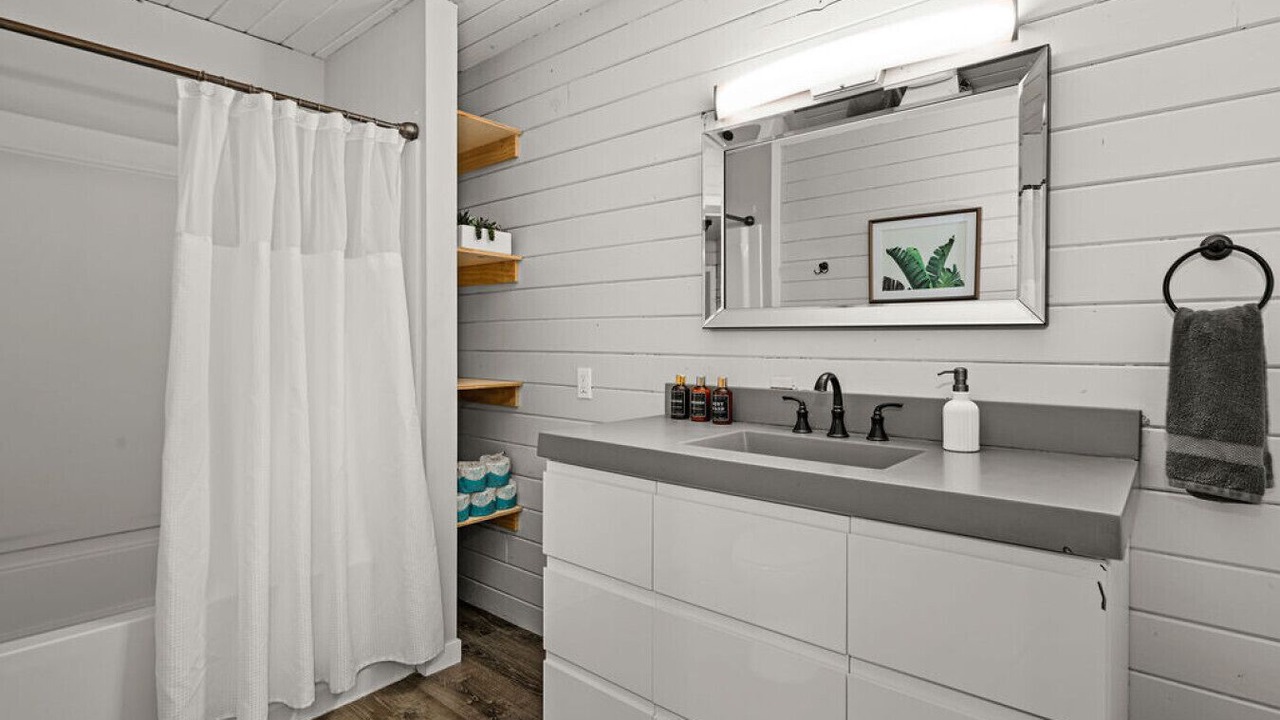 Photo of Bathroom in Superior