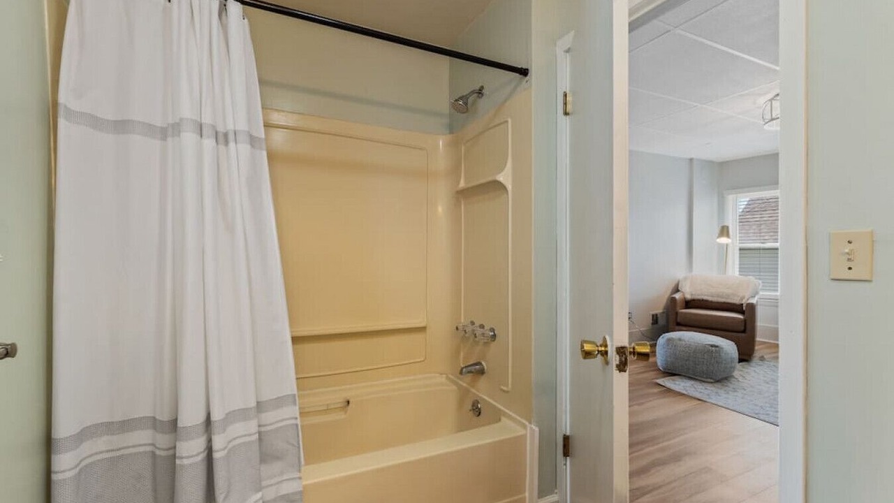 Photo of Bathroom in East End