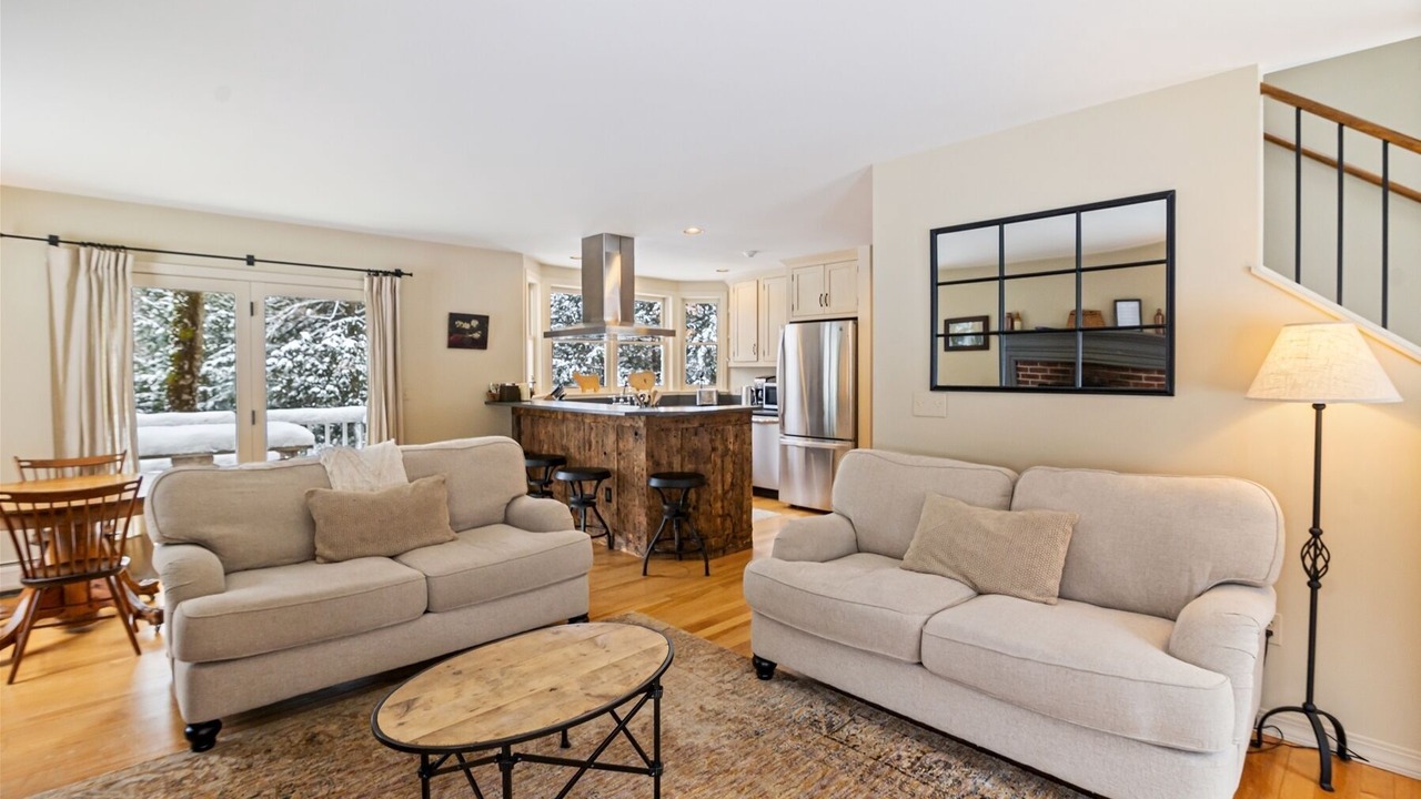 Photo of Bedroom in Stowe Hollow