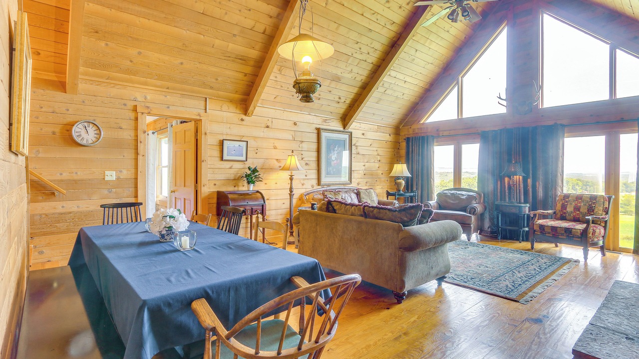 Photo of Livingroom in Ridgeway