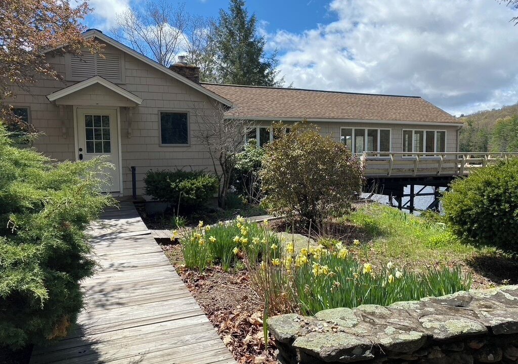 Photo of Outdoor in Hubbardston
