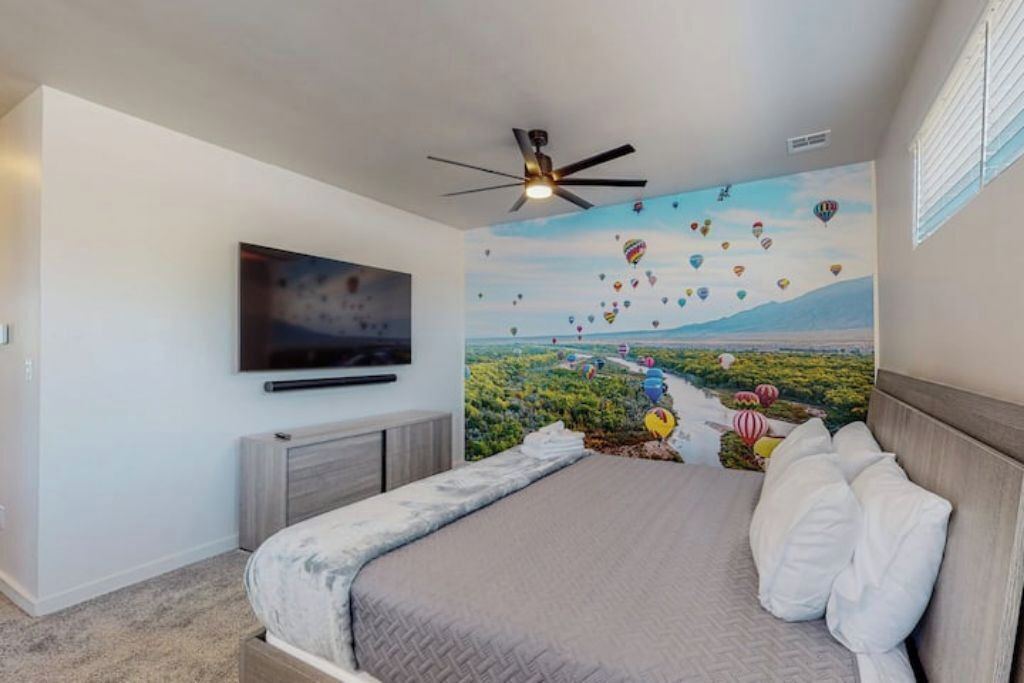 Photo of Bedroom in North Valley