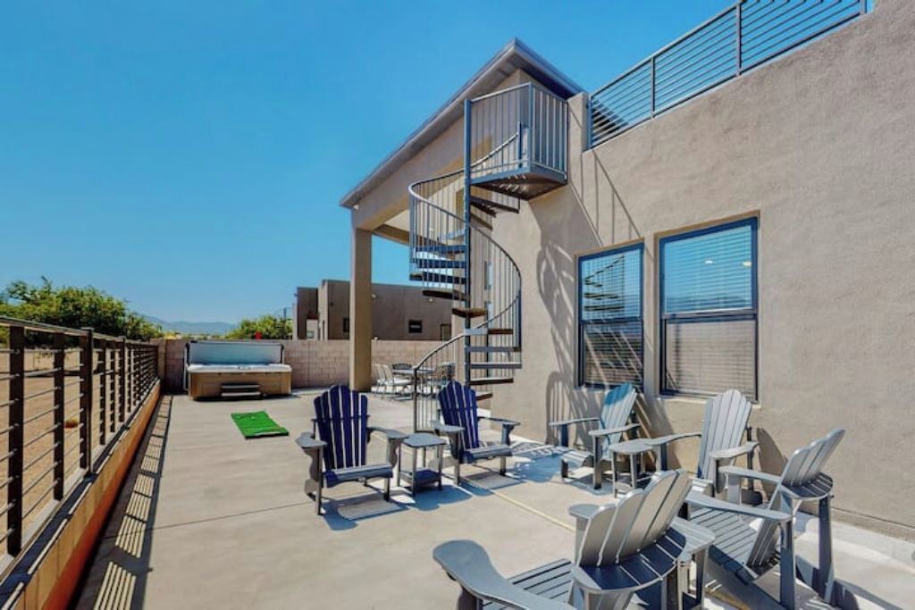 Photo of Patio Balcony in North Valley