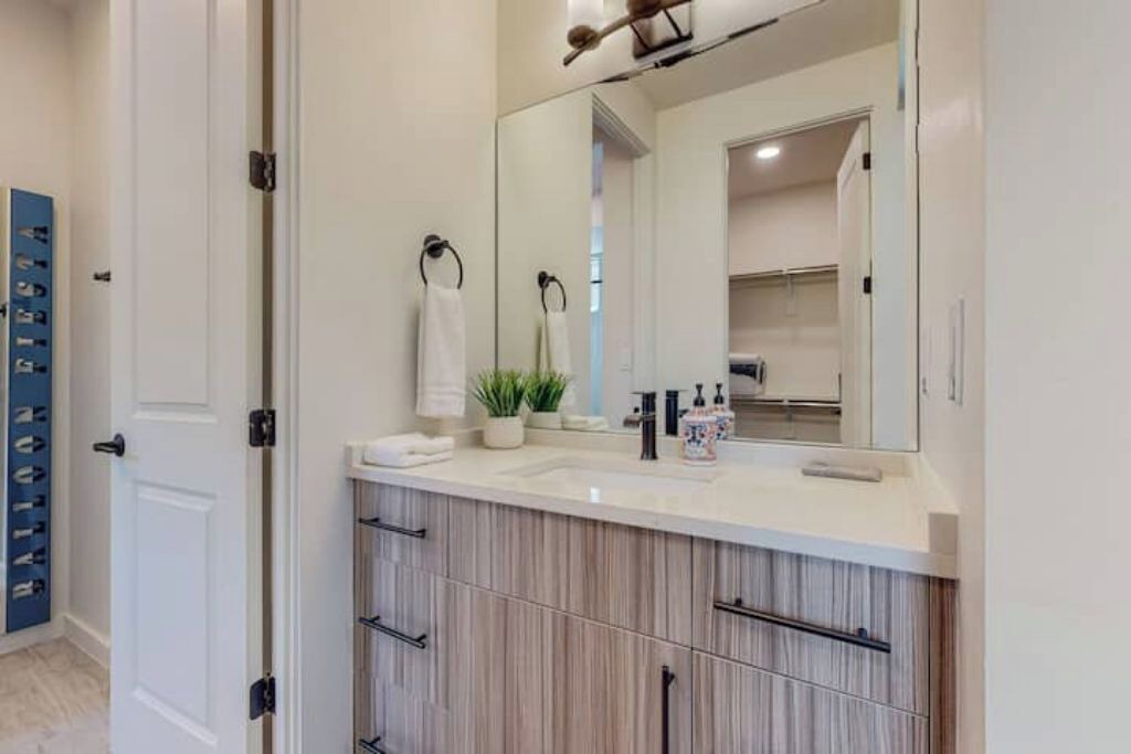 Photo of Bathroom in North Valley
