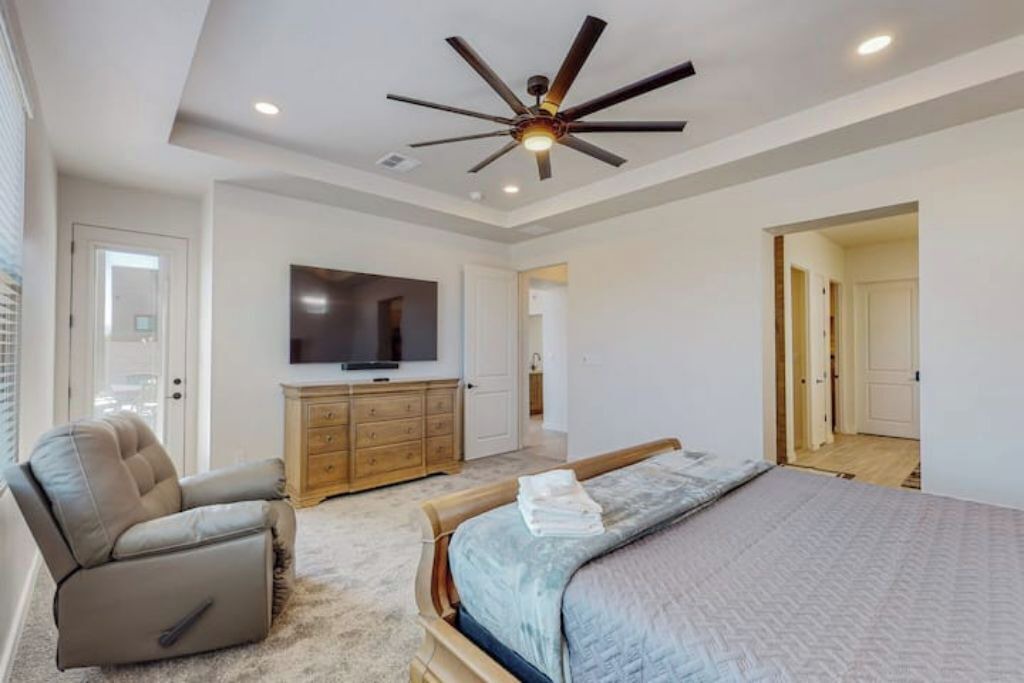 Photo of Bedroom in North Valley
