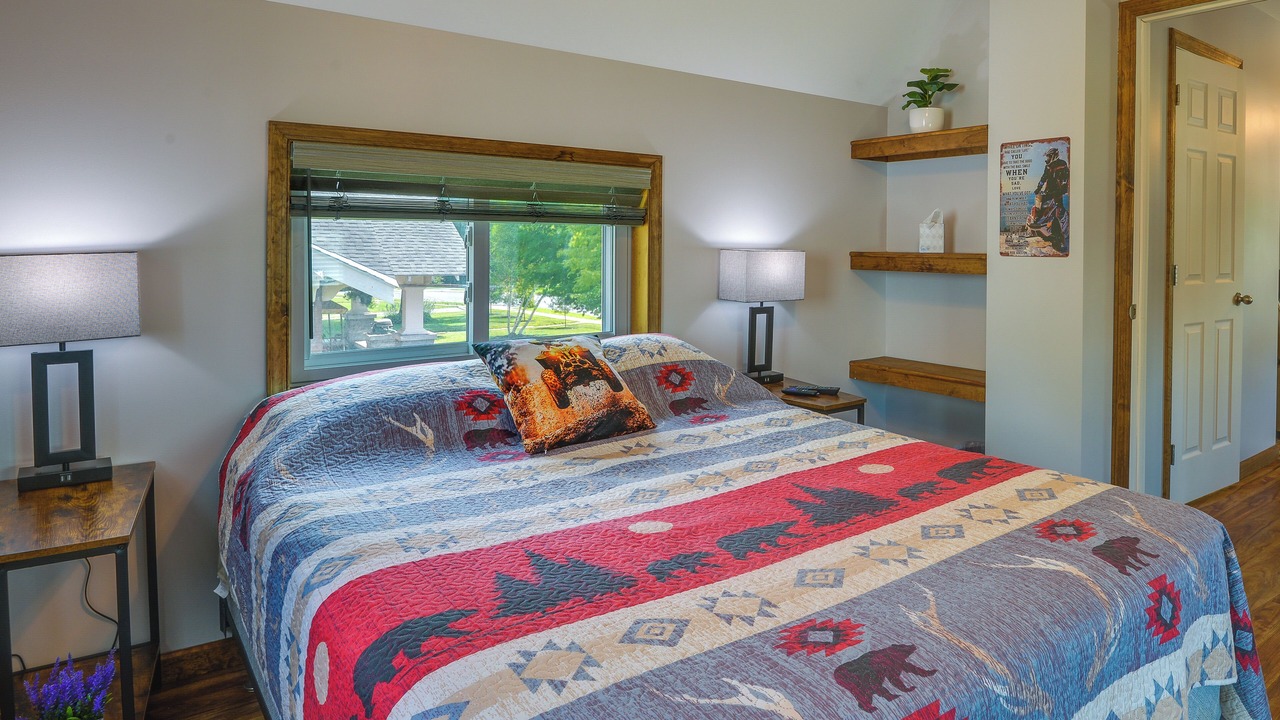 Photo of Bedroom in Lyons Falls