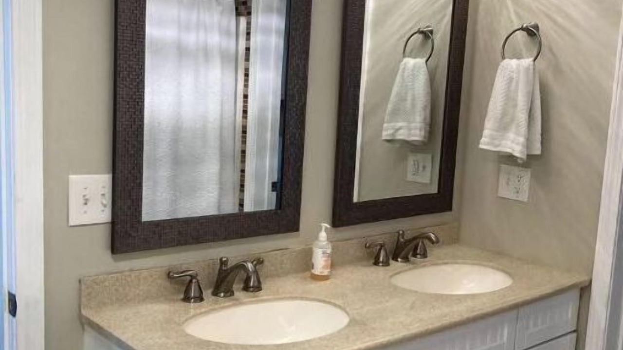 Photo of Bathroom in Troy