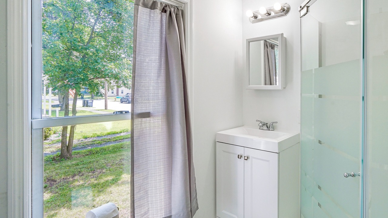 Photo of Bathroom in Glens Falls