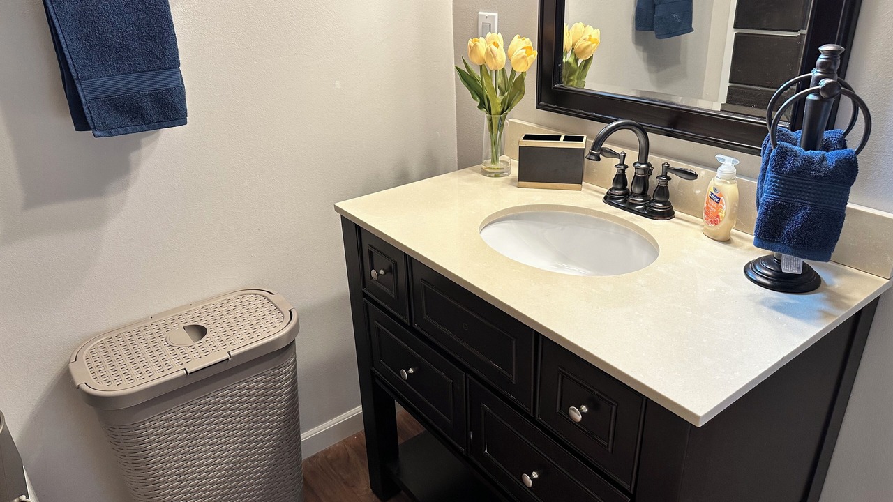 Photo of Bathroom in Manitowoc