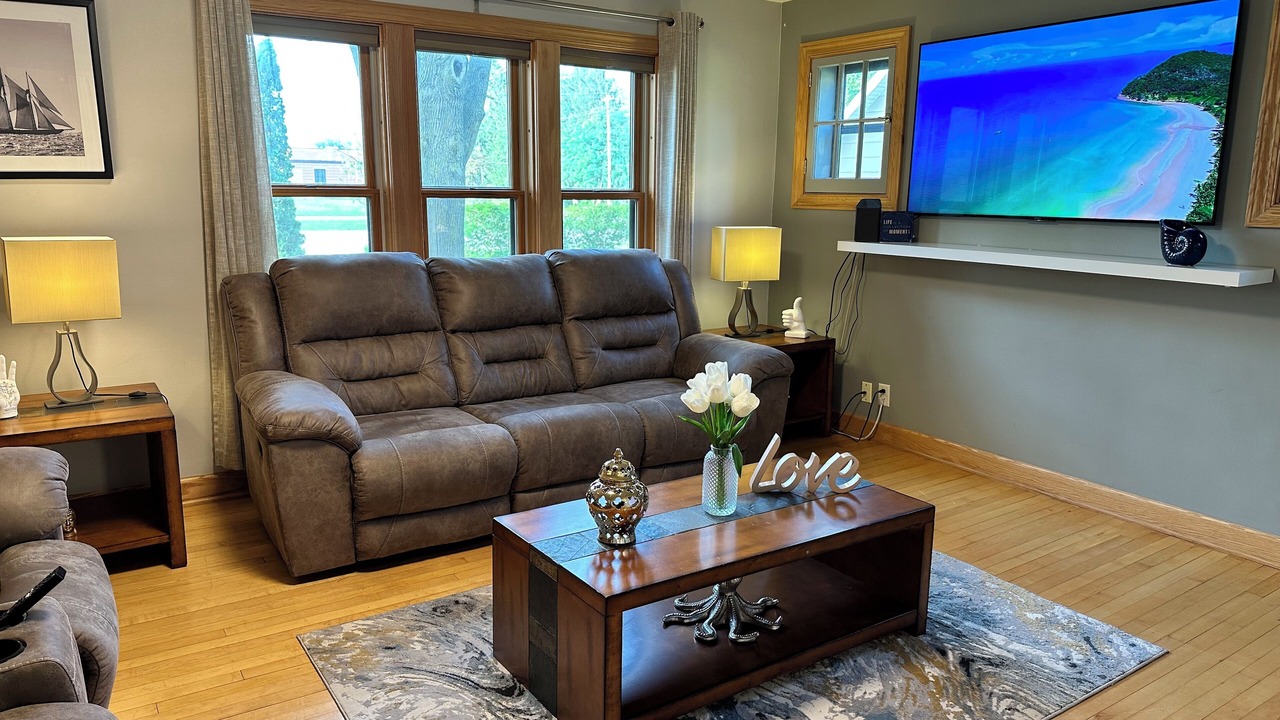 Photo of Livingroom in Manitowoc