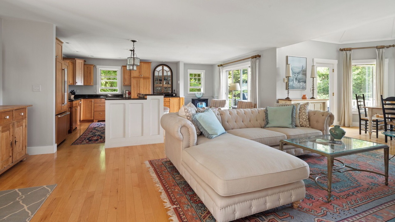 Photo of Livingroom in Stowe