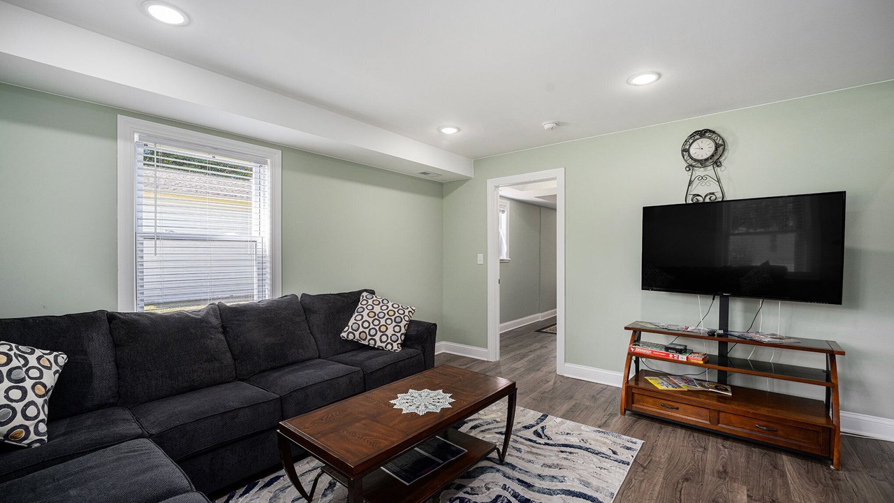 Photo of Livingroom in Kendall