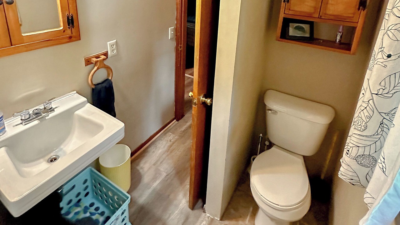 Photo of Bathroom in Sturgeon Lake