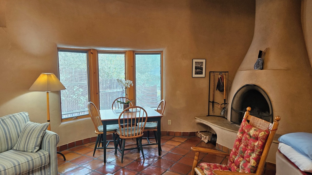 Photo of Livingroom in Taos