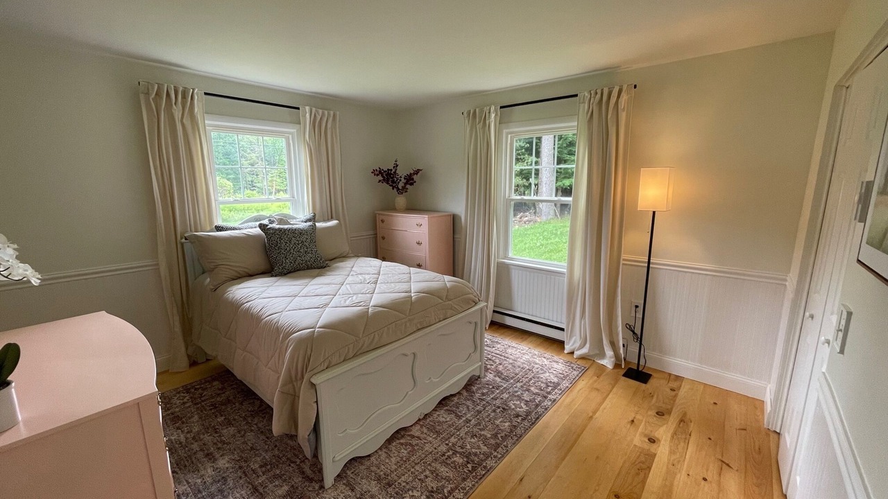Photo of Bedroom in Greenfield Center