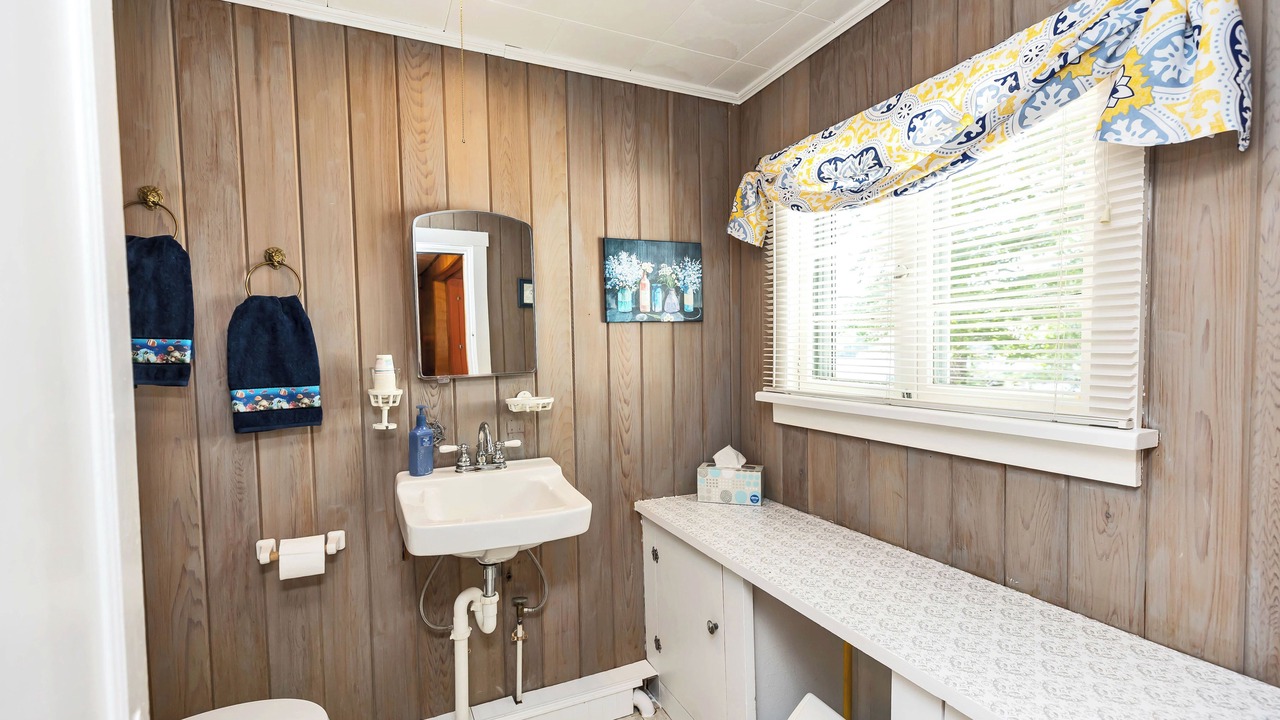 Photo of Bathroom in Amherst